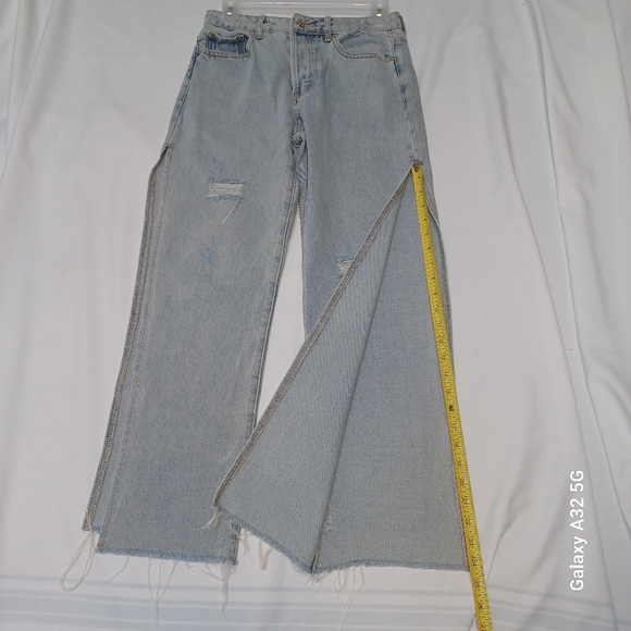 Adika Women Size M Blue Flare Wide Leg Jeans - Picture 3 of 16